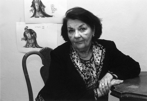 Slika:Alenka Bartl.jpg