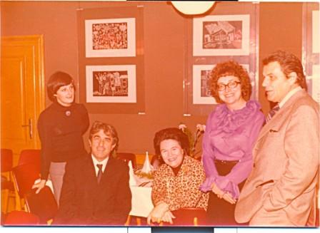 Z umetniškim vodjem MGL Bojanom Štihom, gostjama Goethe Instit. V Zagrebu in gledal. obiskom Nemčije ter ravnateljem Sergejem Vošnjakom - sedemdeseta leta